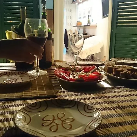 Apartment Paradiso
