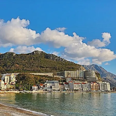 Paradiso Apartment Budva