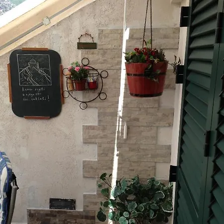 Apartment Paradiso *